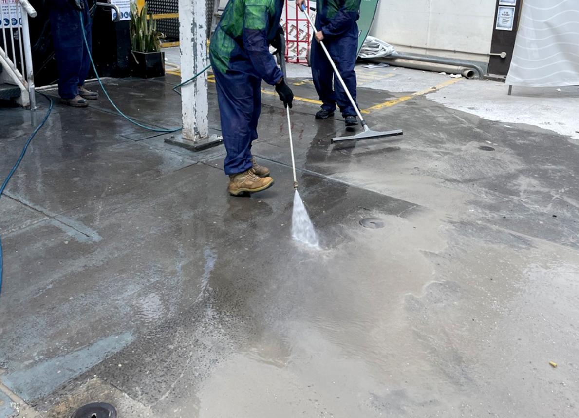 QCS Staff Cleaning | Featured Image for the Commercial Pressure Cleaning Page of QCS Cleaning.